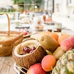 L'esprit Du 8 Oda ve Kahvaltı 4*