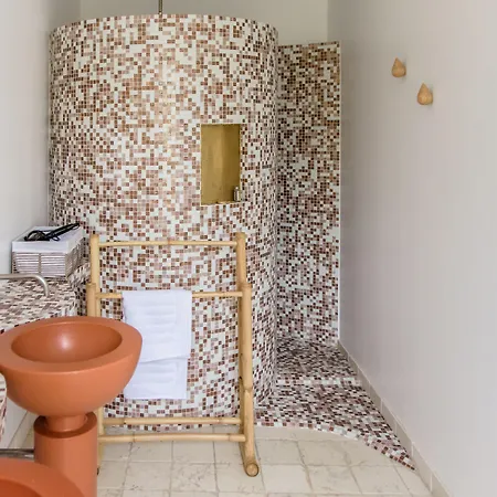 Bed & Breakfast L'esprit Du 8 4*