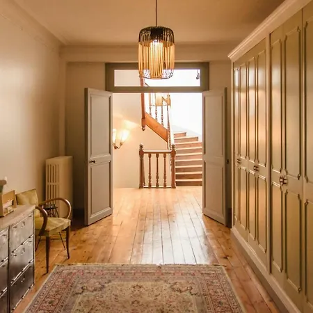 L'esprit Du 8 Bed & Breakfast 4*