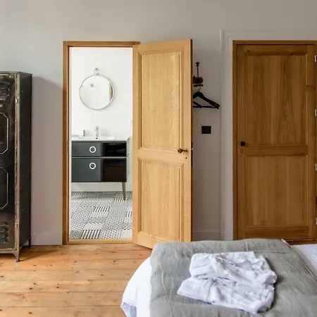 L'esprit Du 8 Bed & Breakfast