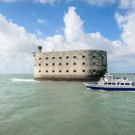 L'esprit Du 8 Bed & Breakfast