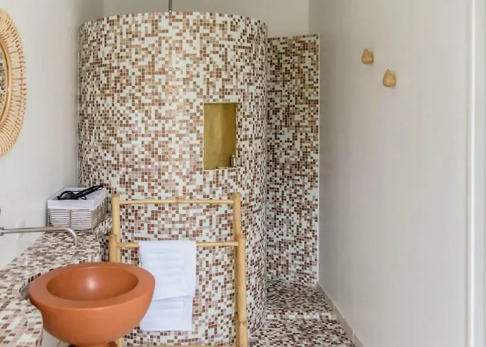 Bed & Breakfast L'esprit Du 8 4*